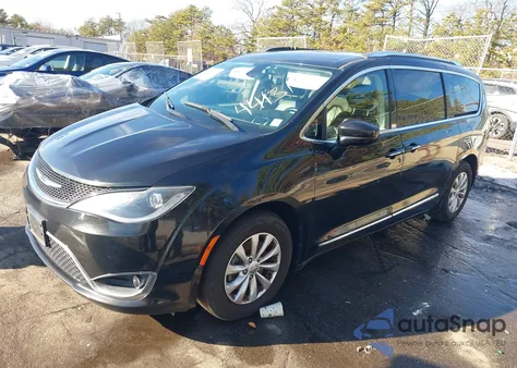 2020 Chrysler Pacifica Touring L из США, поврежденный, VIN 2C4RC1BG0LR176393